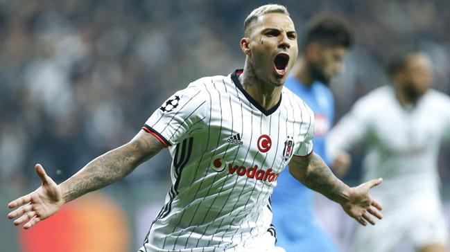 Ricardo Quaresma Beikta'ta kalmaya karar verdi