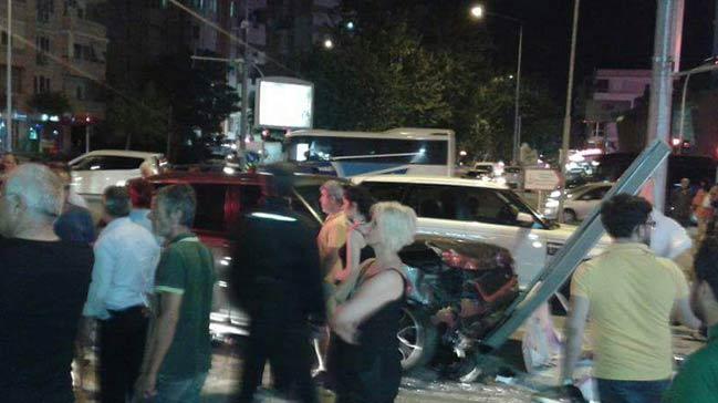 Antalya'da cip ile otomobil arpt: 2 l, 3 yaral