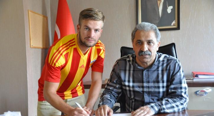 Kayserispor defans oyuncusu Atila Turan ile anlat