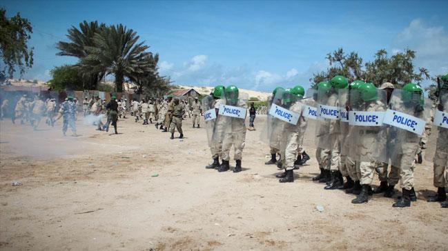 Somali Mogadiu'da otele saldr! En az 32 kii rehin alnd 