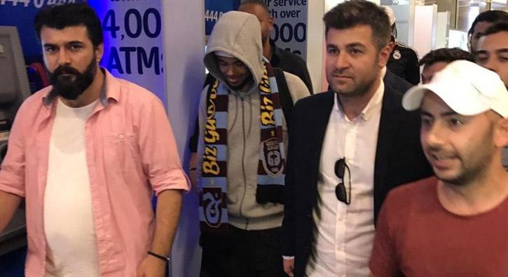 Trabzonspor'un anlamaya vard Theo Bongonda stanbul'a geldi