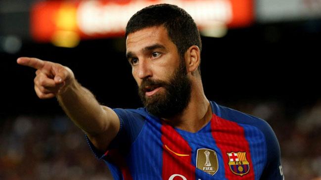 spanyol basn Arda Turan'n gelecek sezon Arsenal, Galatasaray veya in ligine gideceini yazd