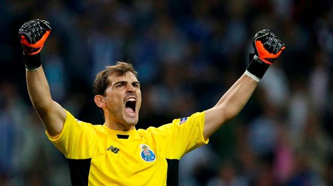 Antalyaspor spanyol kaleci Iker Casillas'n peinde