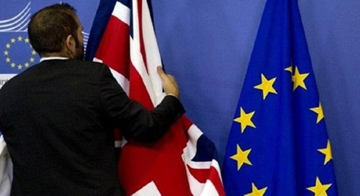 ngiltere ve AB arasndaki Brexit grmeleri balyor