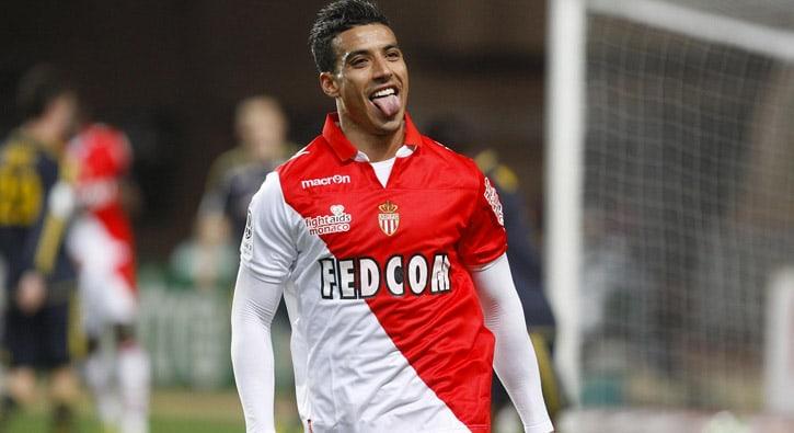 Fenerbahe Nabil Dirar transferini bitirdi