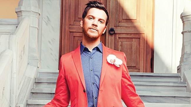 Sinan Akl: Dm Ricky Martin, iim Kadir nanr