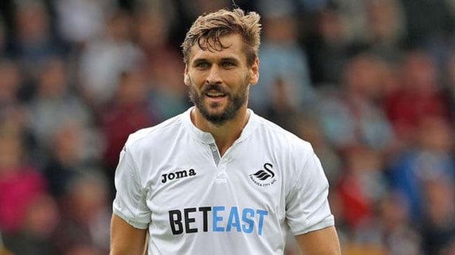 Beikta Fernando Llorente iin resmen devreye girdi