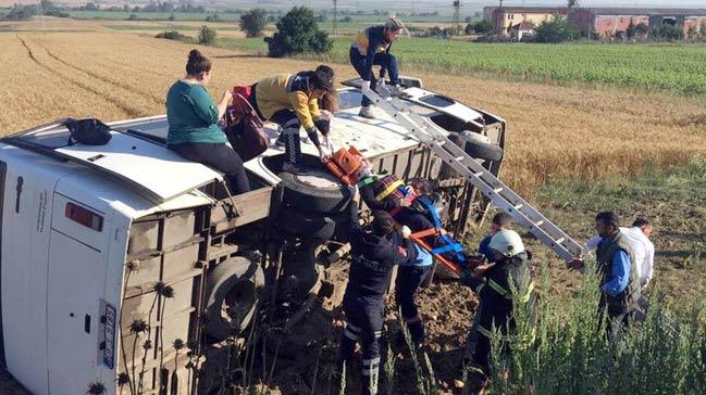 Tekirda'da ii servisi devrildi: 18 yaral