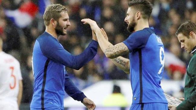 Beikta Giroud ve Gignac isimlerine yneldi