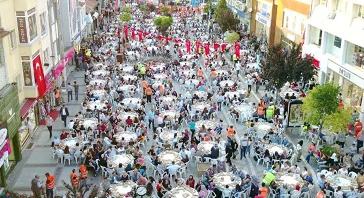 Edirne'de 10 bin kiilik sokak iftar
