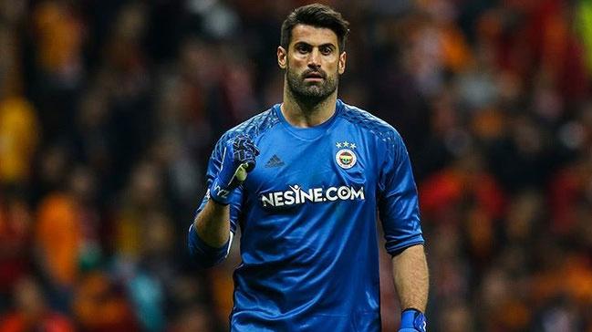 Volkan Demirel cretinden fedakarlk yapp Fenerbahe'de kald