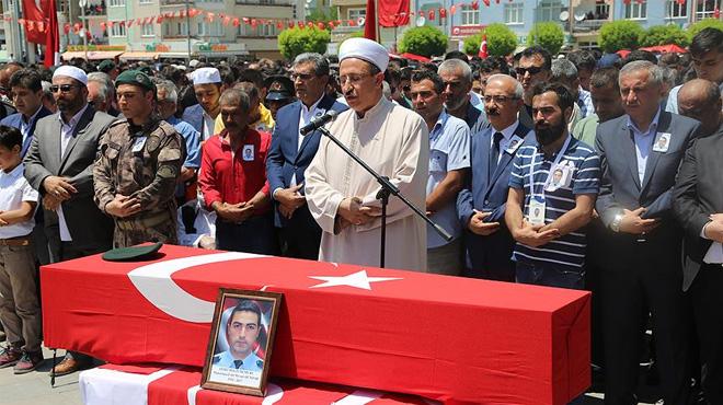 ehit polisimiz Muhammet Dndar Karaman'da son yolculuuna uurland