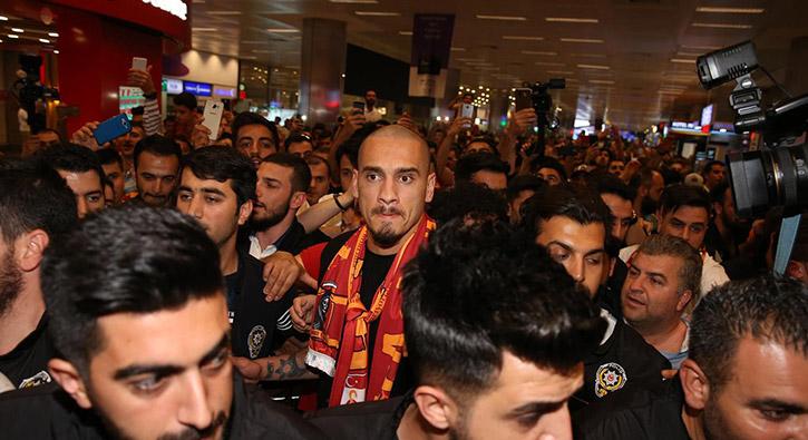 Galatasaray'n yeni transferi Maicon stanbul'a geldi