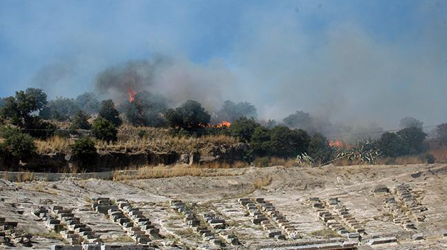 Bodrumda yangn yerleim alanlarna doru ilerliyor  