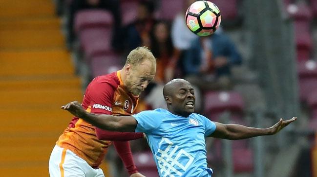 Sparta Prag Galatasarayl Semih Kaya'y kadrosuna katmak istiyor