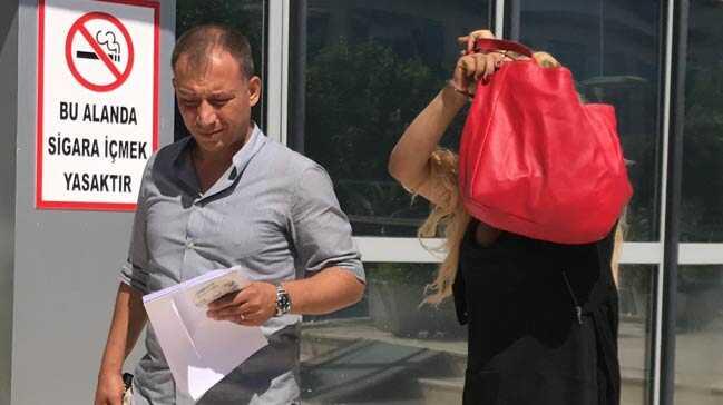 Bursa Da Kuaforu Soyan Travesti Cok Gecmeden Polis Tarafindan Yakalandi