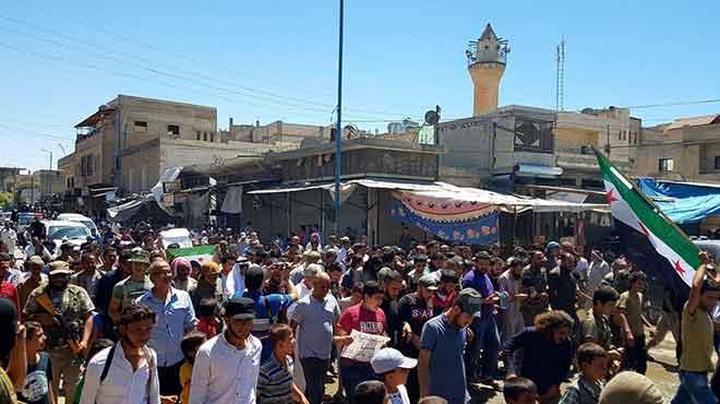 Suriyelilerden PYD protestosu