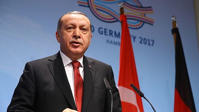 Cumhurbakan Erdoan Hamburgda yzlerine syledi: Hi tereddt etmeyeceiz