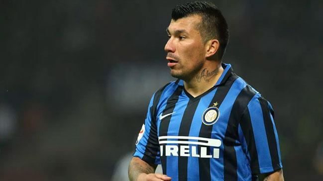 Trabzonspor yllk 2.5 milyon euro teklif ettii Gary Medel'den haber bekliyor