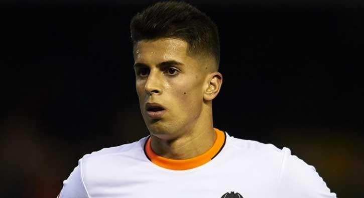 Juventus'ta Dani Alves'in yerine ilk aday Cancelo!