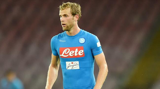 Galatasaray Napoli'den Ivan Strinic'i transfer etmek istiyor