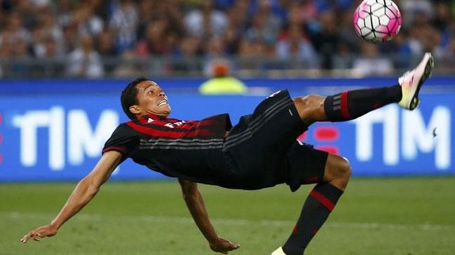 Carlos Bacca Marsilya'yla szleme imzalayacak