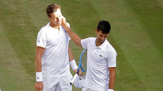 Sp raket Novak Djokovic, Wimbledon'a veda etti