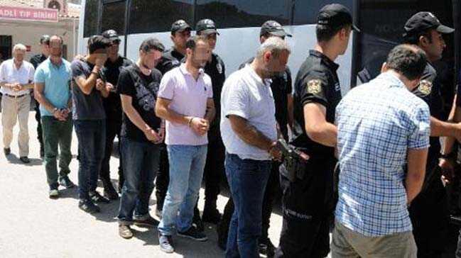 Adana'da 'Bylock' operasyonu: 26 gzalt