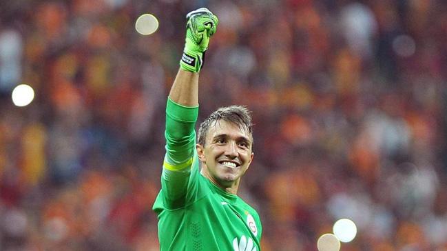 Fernando Muslera'dan 15 Temmuz mesaj