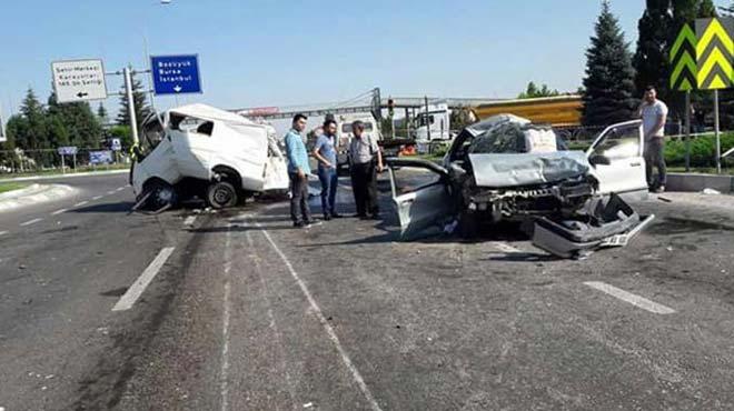 Ktahya'da kamyon kta bekleyen aralara arpt: 1 l, 5 yaral