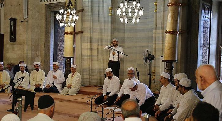 stanbul'da 15 Temmuz ehitleri iin mevlit okutuldu