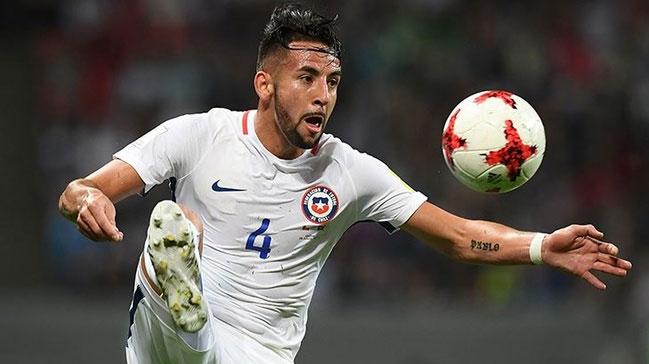 Fenerbahe'nin anlat Mauricio Isla stanbul'a geliyor