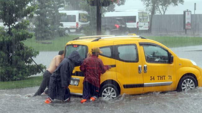 Meteoroloji: Trakya ve stanbul'daki saanak ya saat 15.00'ten sonra azalacak