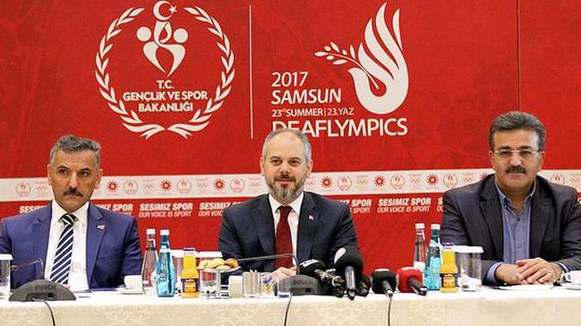 Bakan Kl: ngiliz sporcular Deaflympics'e devlet destei olmadan geldi