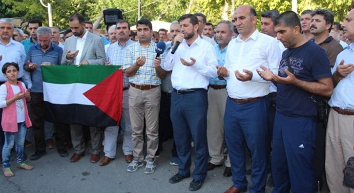 Adyaman'da baz STK temsilcileri, srail'in Mescid-i Aksa'da namaz yasan protesto etti