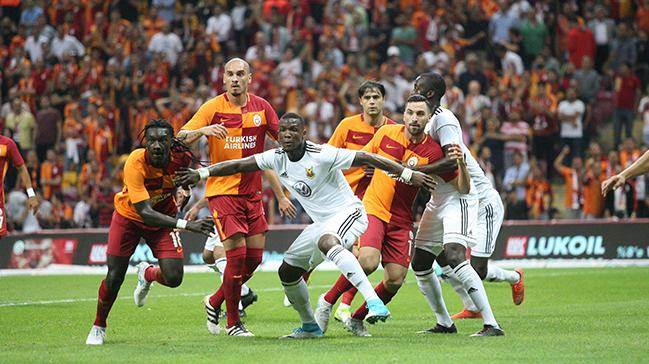 Galatasaray sahasnda stersunds ile 1-1 berabere kald ve Avrupa'ya veda etti