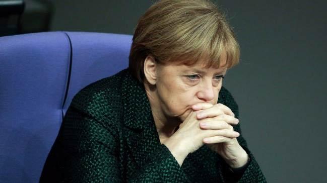 Merkel Trkiye dmanl zerinden oy toplamaya alyor!