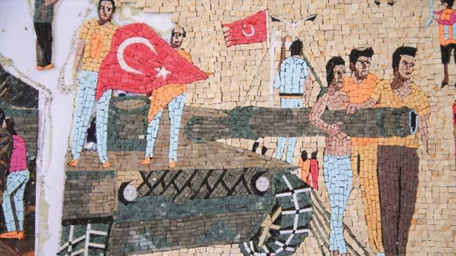 Suriyeli sanat tarihisi 15 Temmuz Destan'n mozaie iledi