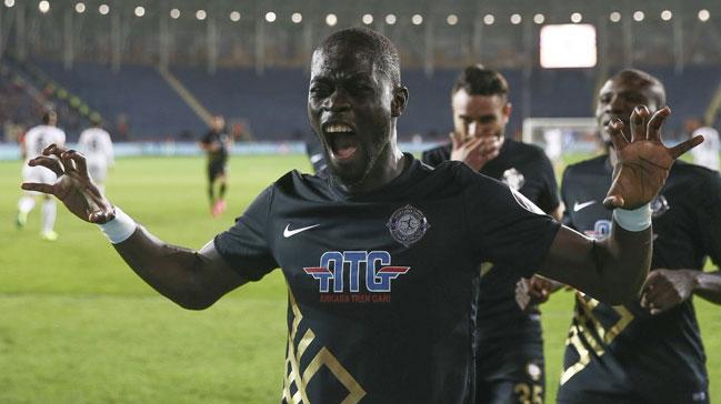 Osmanlspor Badou Ndiaye iin Galatasaray'dan 10 milyon euro talep etti