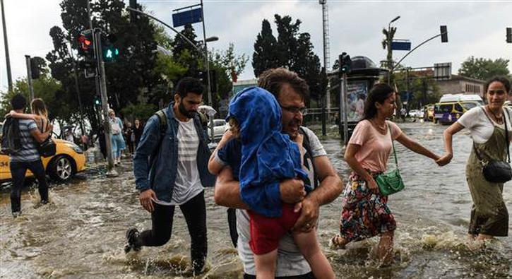 Saanak, frtna, dolu... stanbul'u neden bu kadar iddetli vurdu"