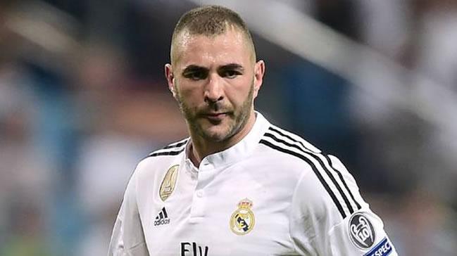 Benzema Real Madrid'le szleme yeniliyor