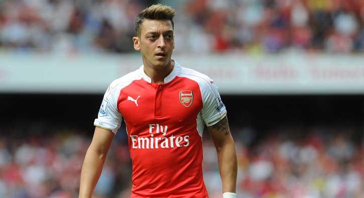 Mesut zil memleketi Devrek'e spor tesisi yaptrd