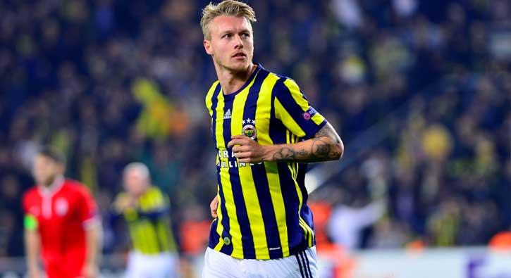 Simon Kjaer pazartesi gn Sevilla'ya imza atmak iin spanya'ya gidiyor