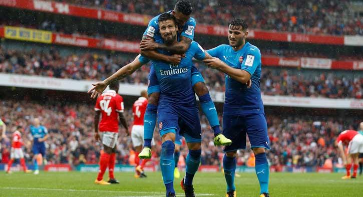 Emirates Cup'ta Arsenal Benfica'y 5-2 yendi