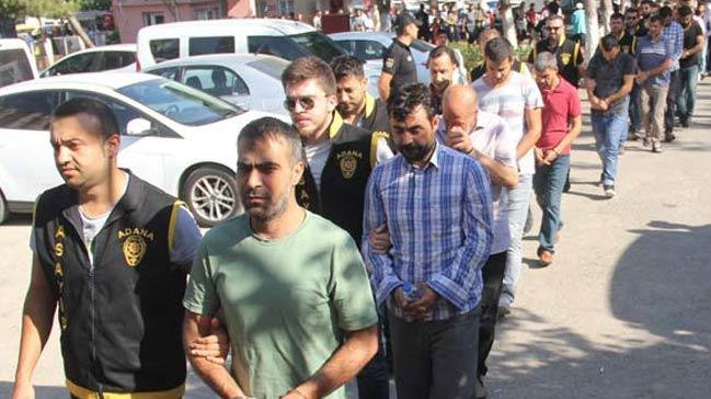 Adana'da tek operasyonla 5 sahte polis etesi kertildi