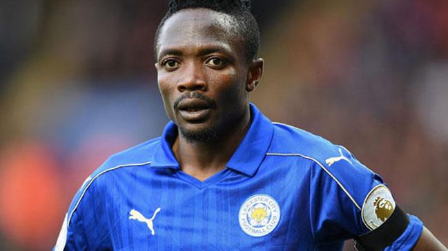 Fenerbahe alternatif olarak golc futbolcu Ahmed Musa iin Leicester City ile grt