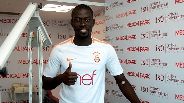 Galatasaray'n yeni transferi Badou Ndiaye, salk kontrolnden geti