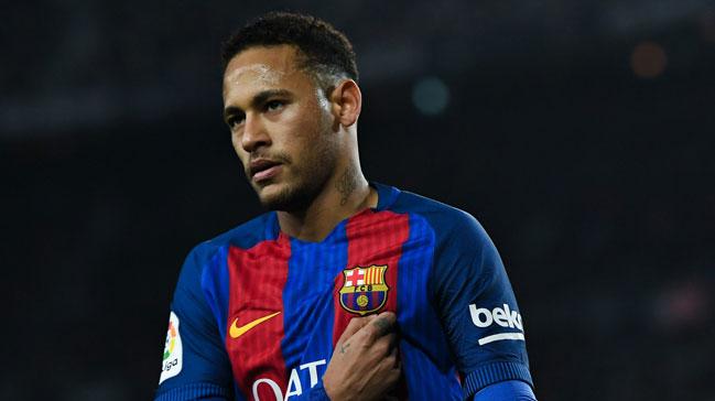 Paris Saint-Germain, Neymar' kadrosuna katmaya hazrlanyor