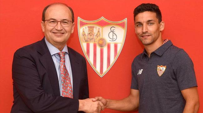 Sevilla, alt yapsnda yetien Jesus Navas' Manchester City'den transfer etti