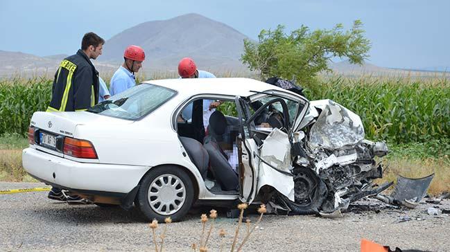  Karaman'da trafik kazas: 6 l, 3 yaral  